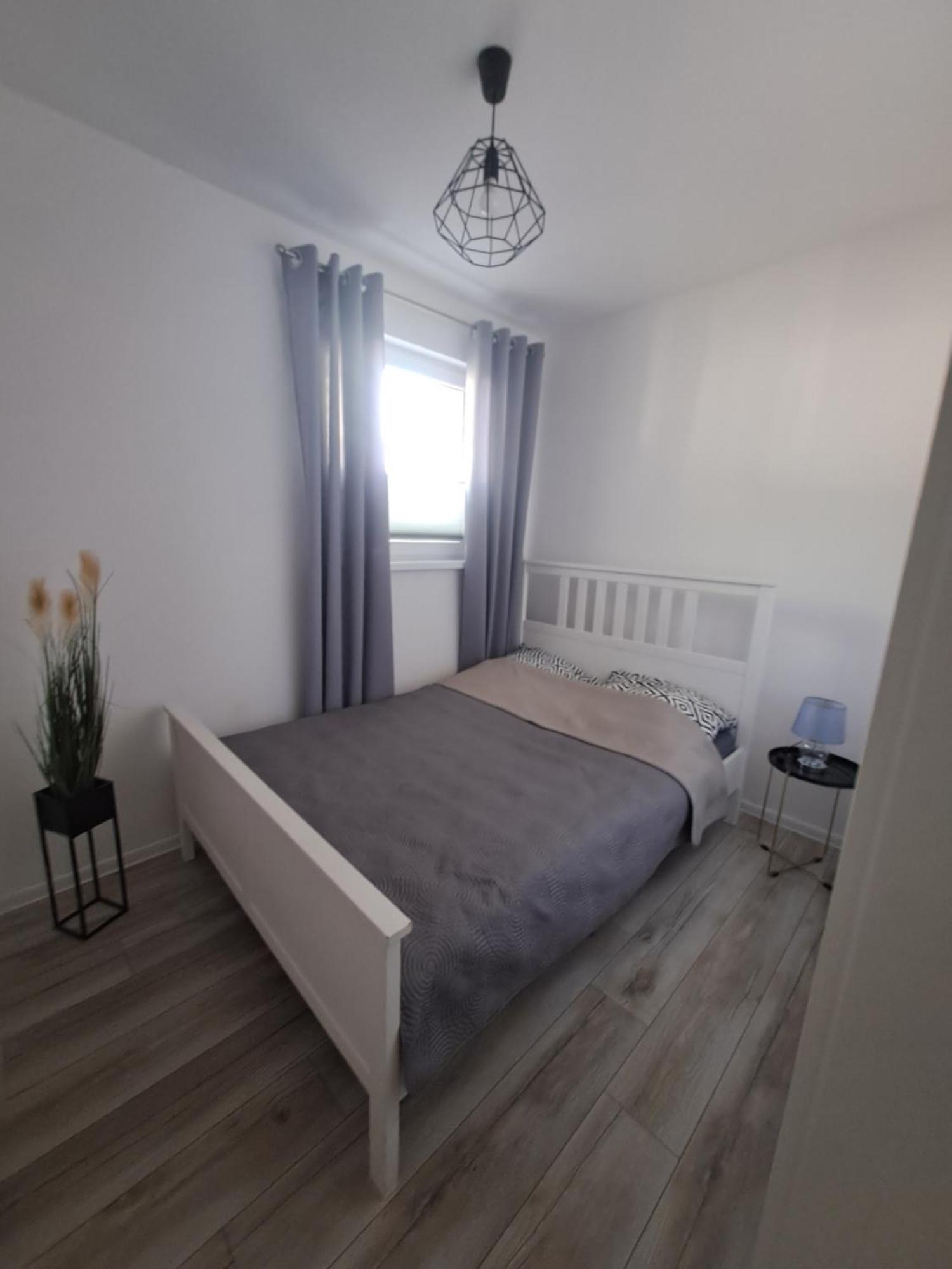 Апартаменты P.S. Loft Мельно Экстерьер фото